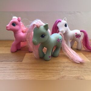 Lot of 3 2002 to 2007 My Little Pony MLP G3 Glitter Celebration Ponies